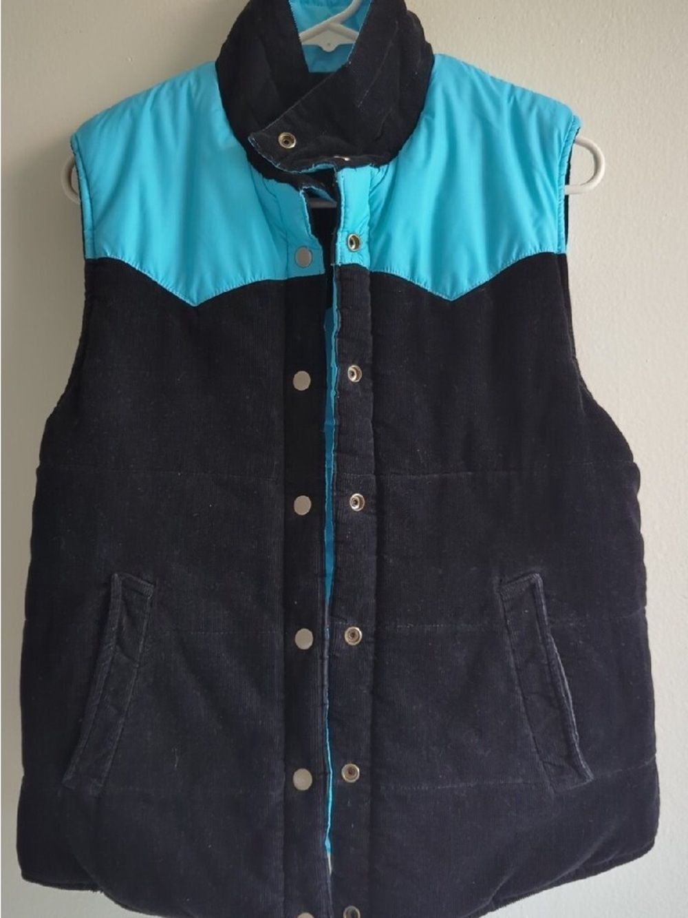 Black Corduroy Puffer Vest with Bright Turquoise Yoke Roxy Approximately ML